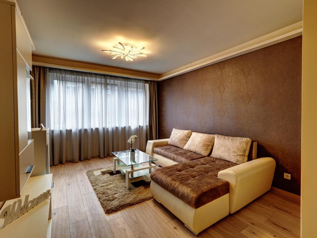 Hajnal Apartman Apartment Szeged Exterior photo